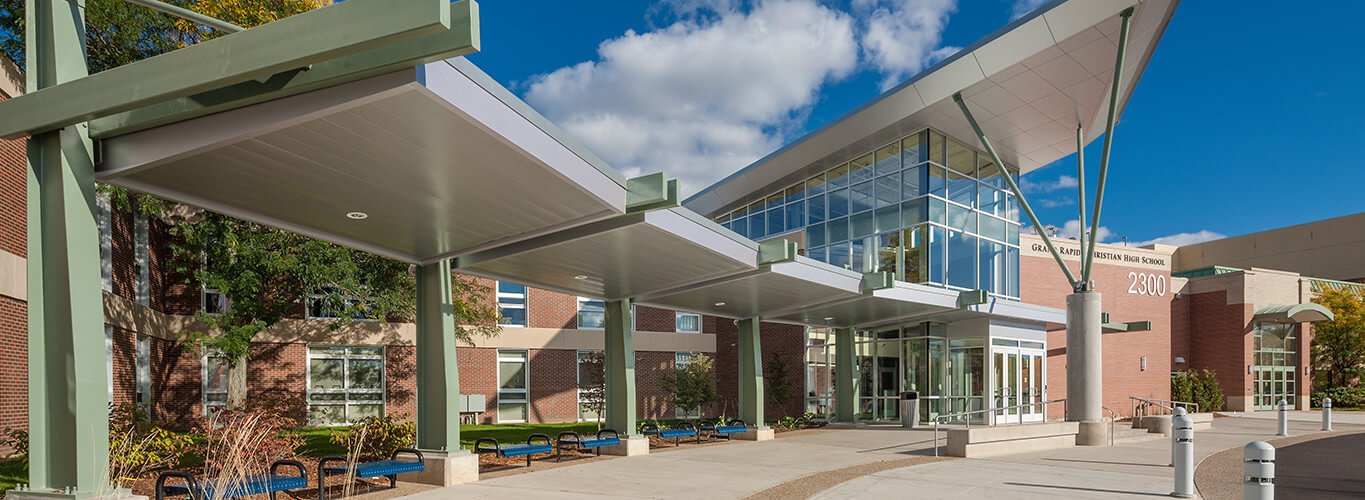 exterior-01-canopy-school.jpg