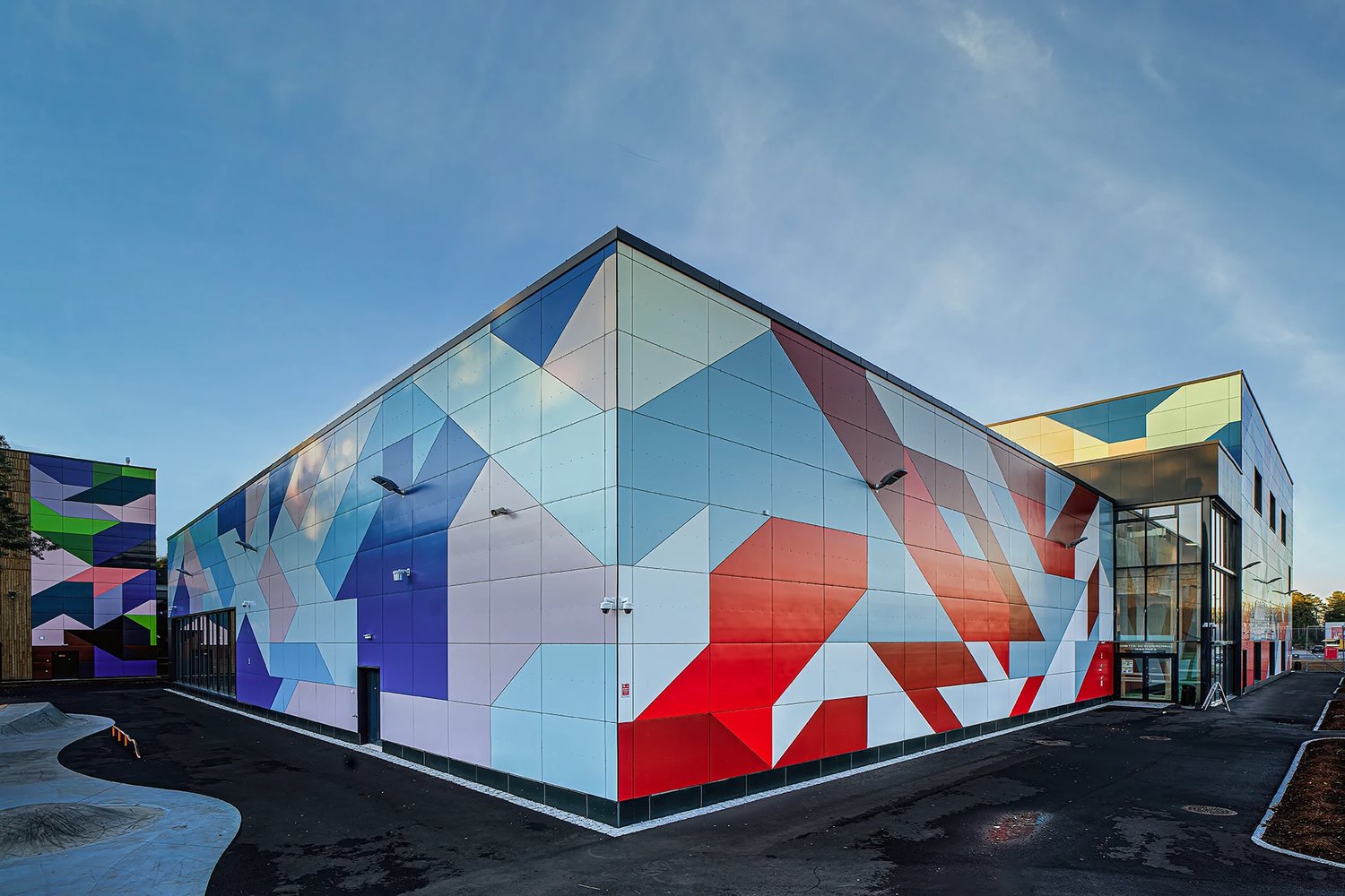 exterior-02-geometric-panels.jpg